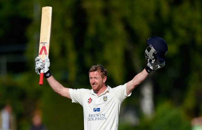 Paul Collingwood signs new Durham contract